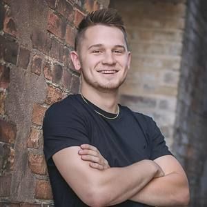 Meet your Posher, Parker